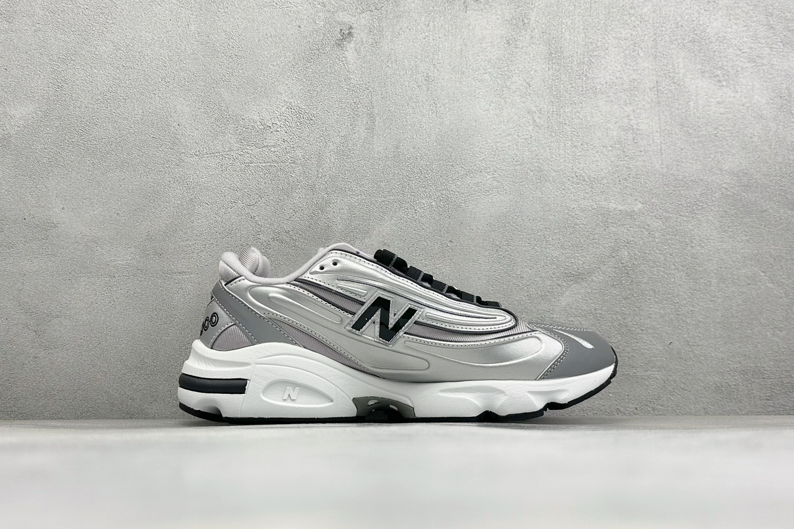 新百伦New Balance NB 1000 银色纯原版本 货号：U10001PD
