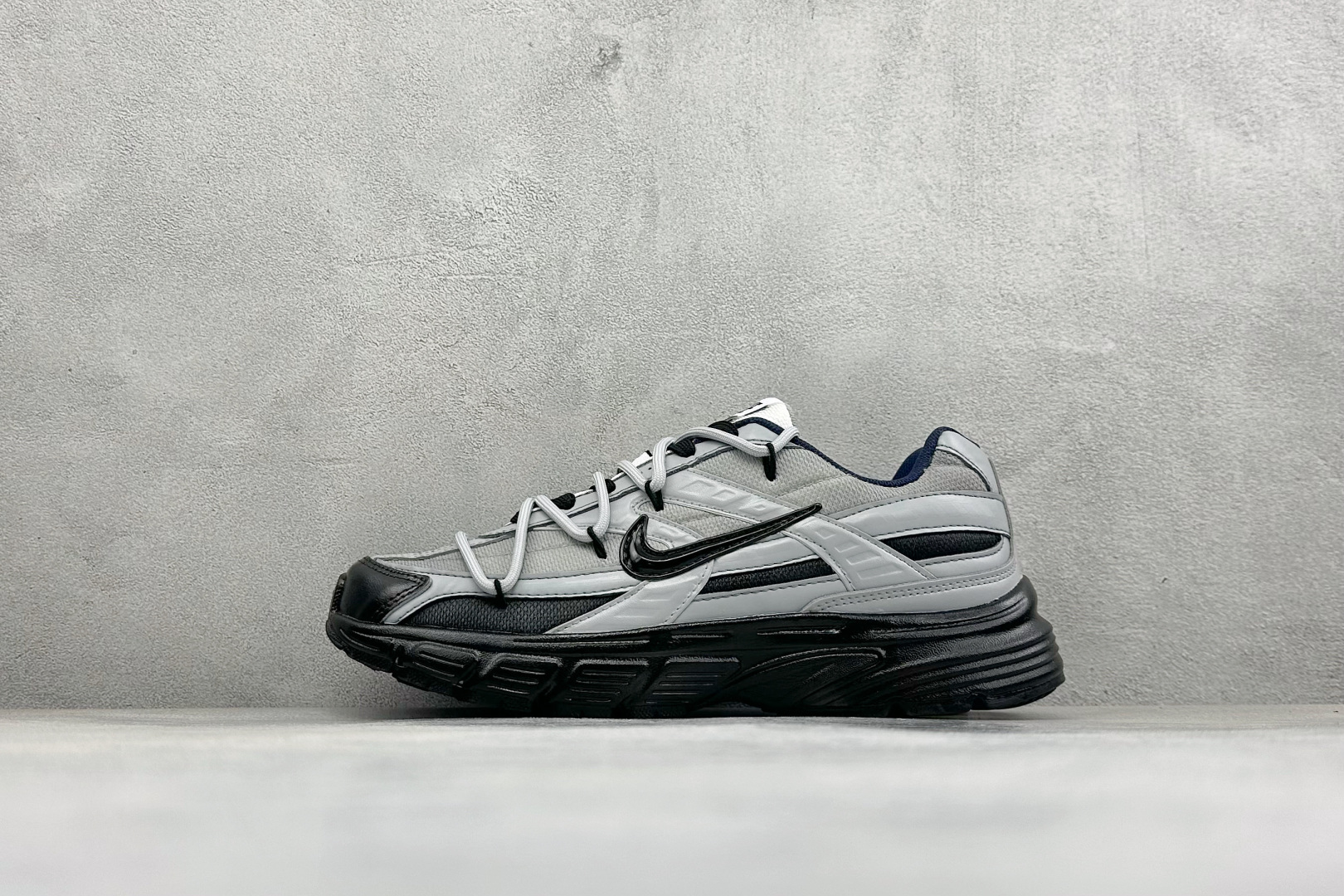 耐克NIKE INITIATOR创始者系列 千禧白复古休闲运动舒适跑鞋纯原版本 货号:394055-001