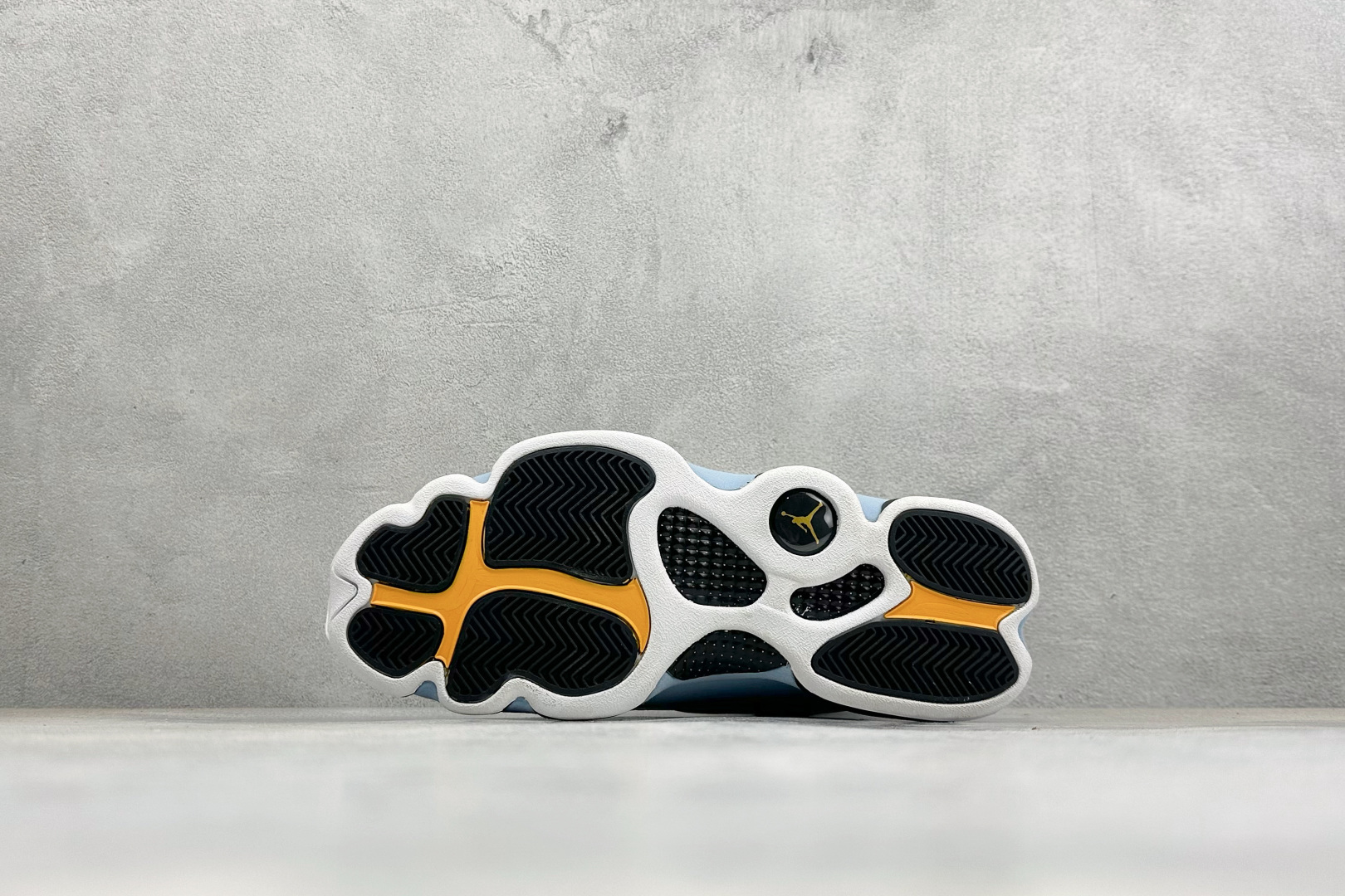 乔丹 Air Jordan 13 XIII Retro"Wolf Grey"迈克尔·乔丹AJ13代复古中帮文化休闲运动篮球鞋-实拍图4