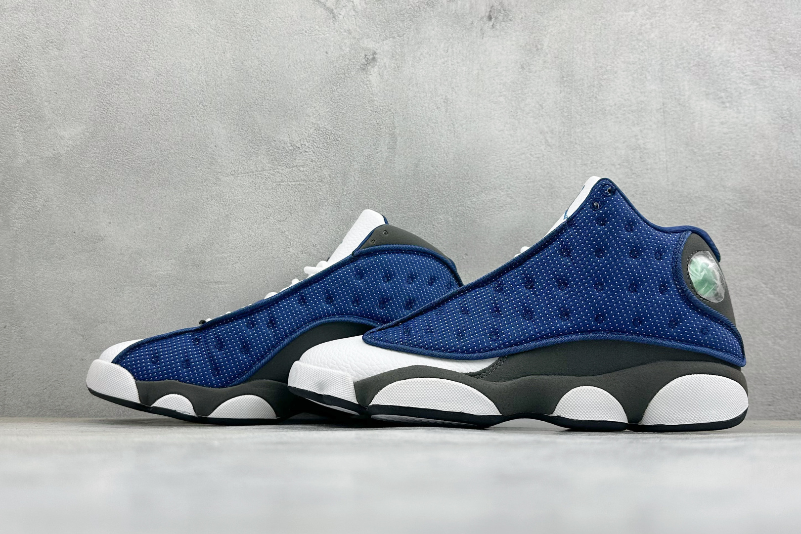 乔丹 Air Jordan 13 XIII Retro"Wolf Grey"迈克尔·乔丹AJ13代复古中帮文化休闲运动篮球鞋-实拍图5