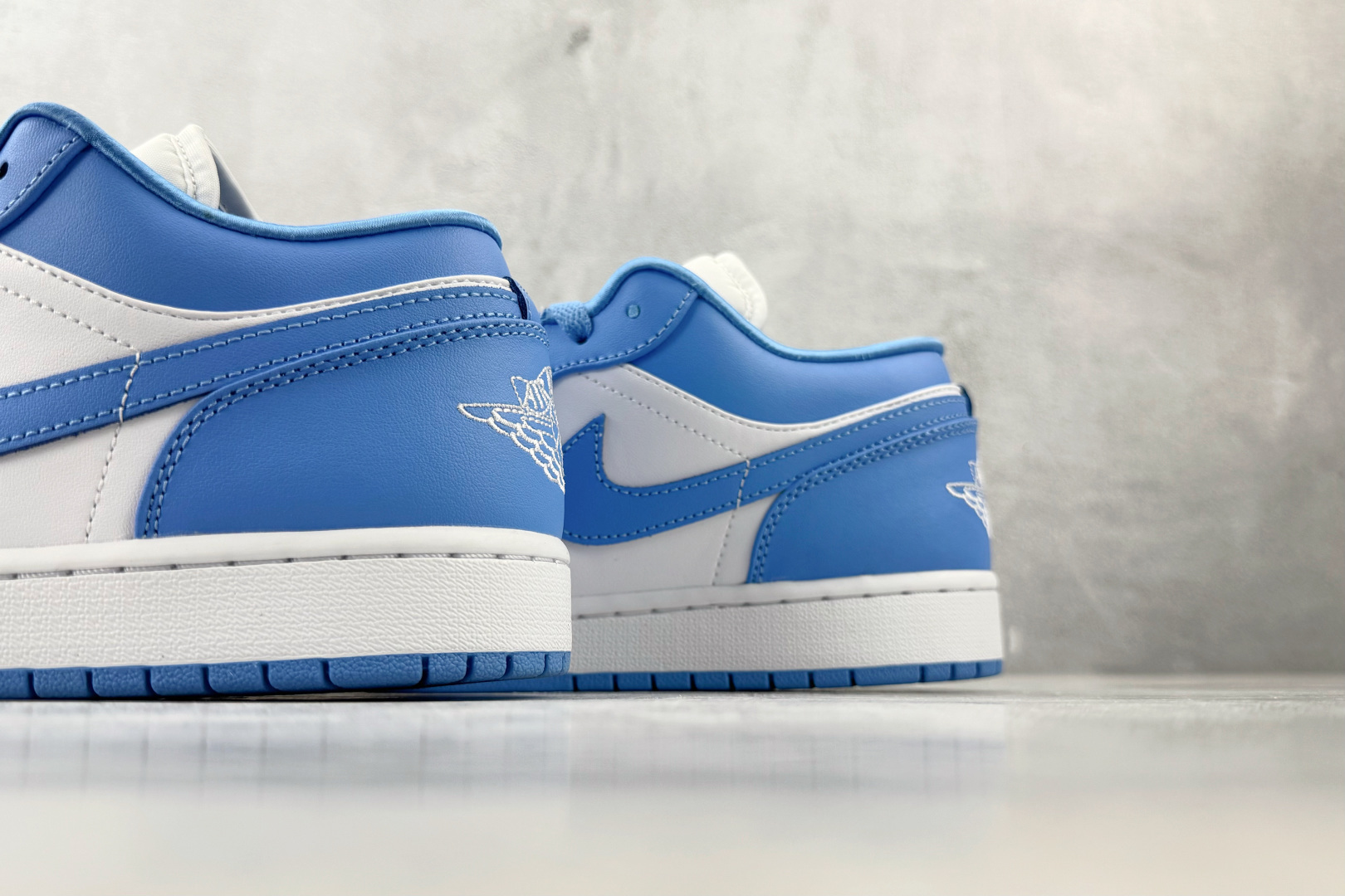 Jordan Air Jordan 1 university blue 大学蓝 实拍图8