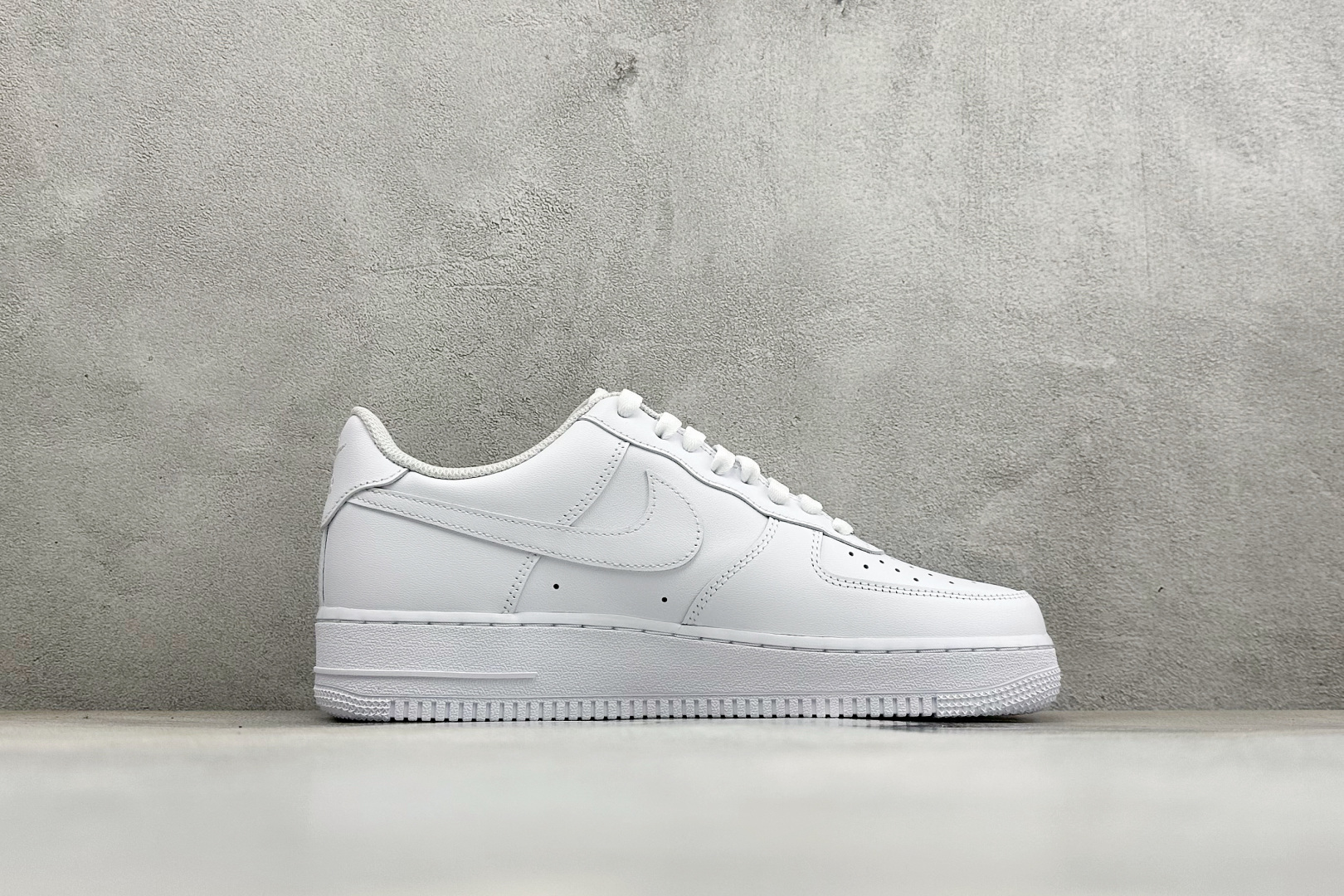 耐克Nike Air Force 1'07 Low 空军一号低帮休闲板鞋-实拍图2