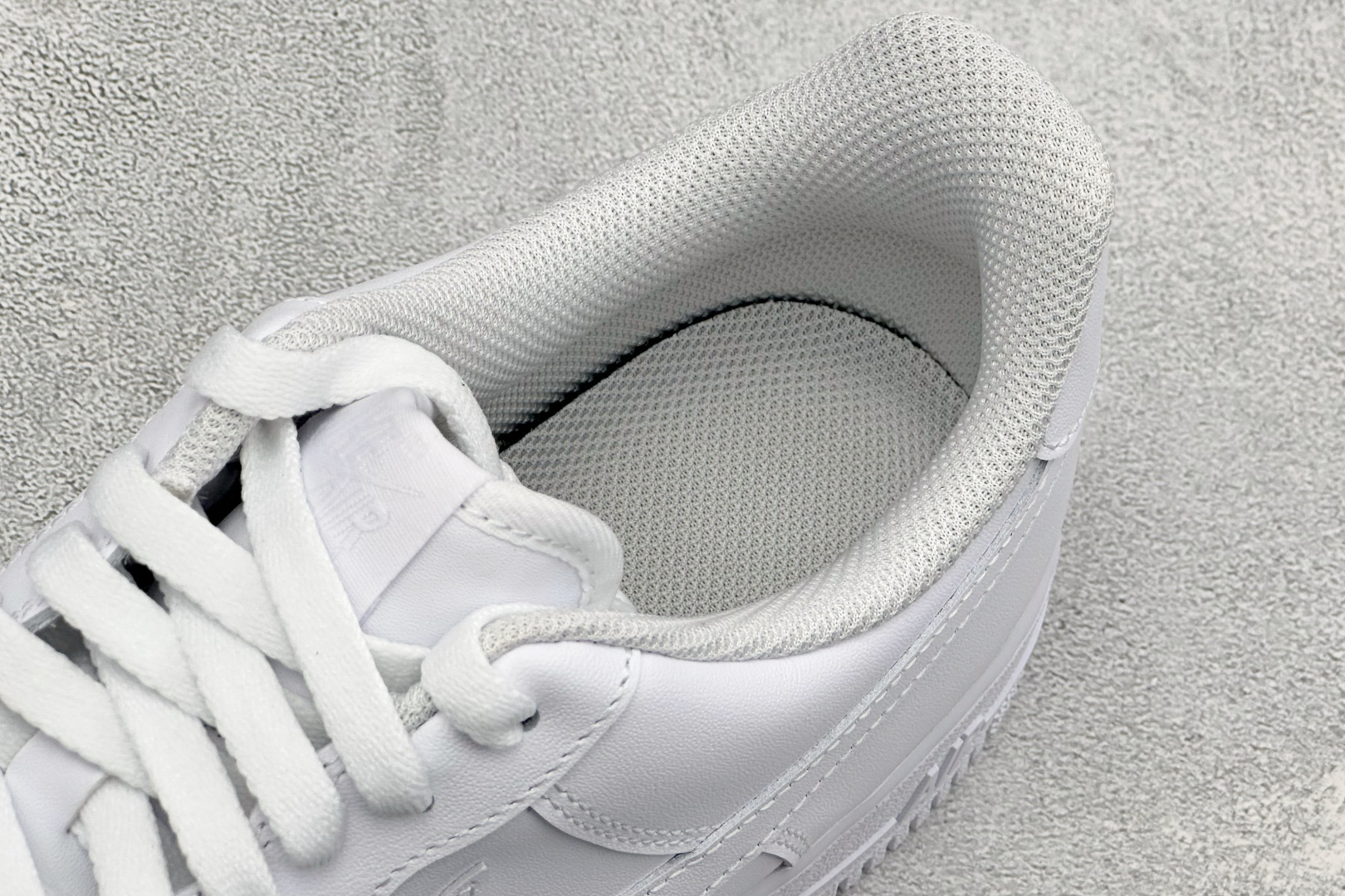 耐克Nike Air Force 1'07 Low 空军一号低帮休闲板鞋-实拍图8