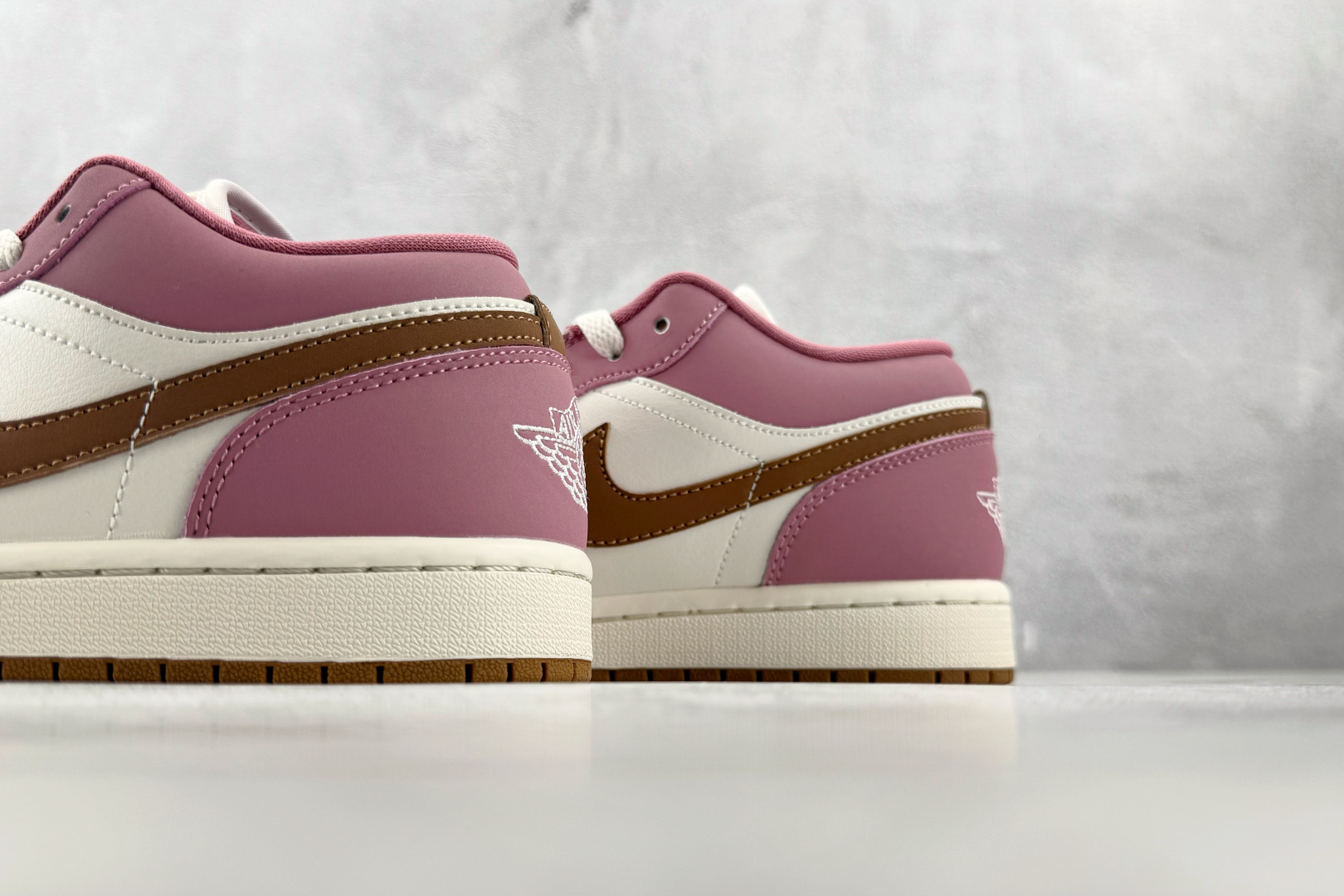 乔丹Jordan Air Jordan 1 粉棕白 纯原版本 货号:DC0774-609 实拍图 8