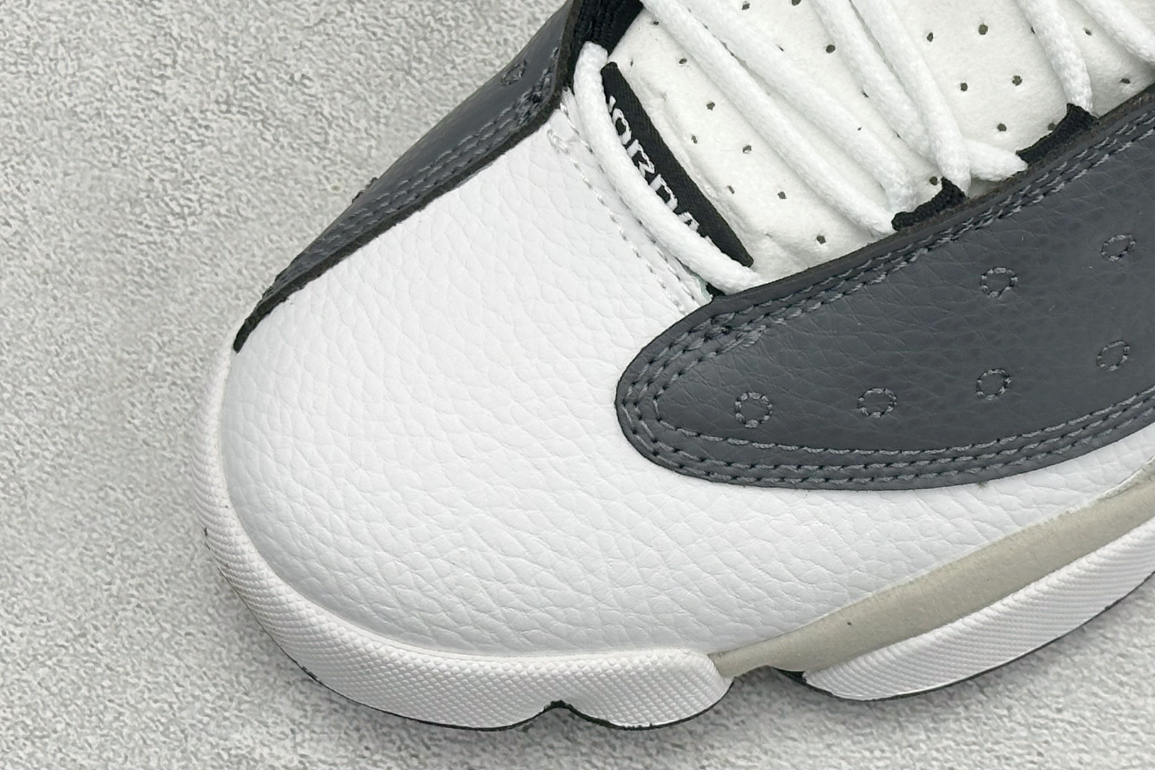 乔丹 Air Jordan 13 XIII Retro"Wolf Grey"迈克尔·乔丹AJ13代复古中帮文化休闲运动篮球鞋-实拍图7