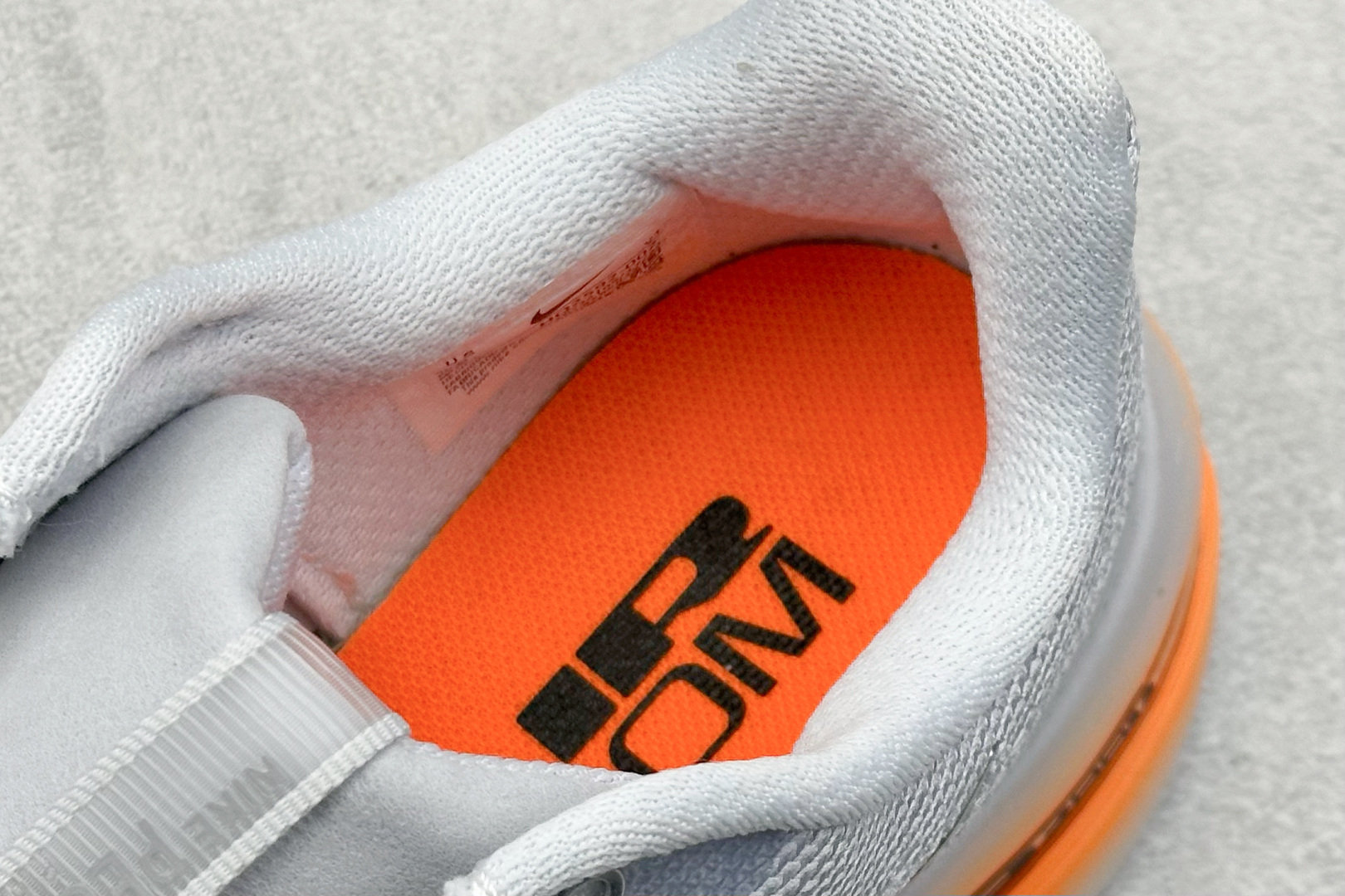 耐克 Nike Air Zoom Pegasus Premium 耐克白银橙网面全掌气垫缓震跑鞋-实拍图8