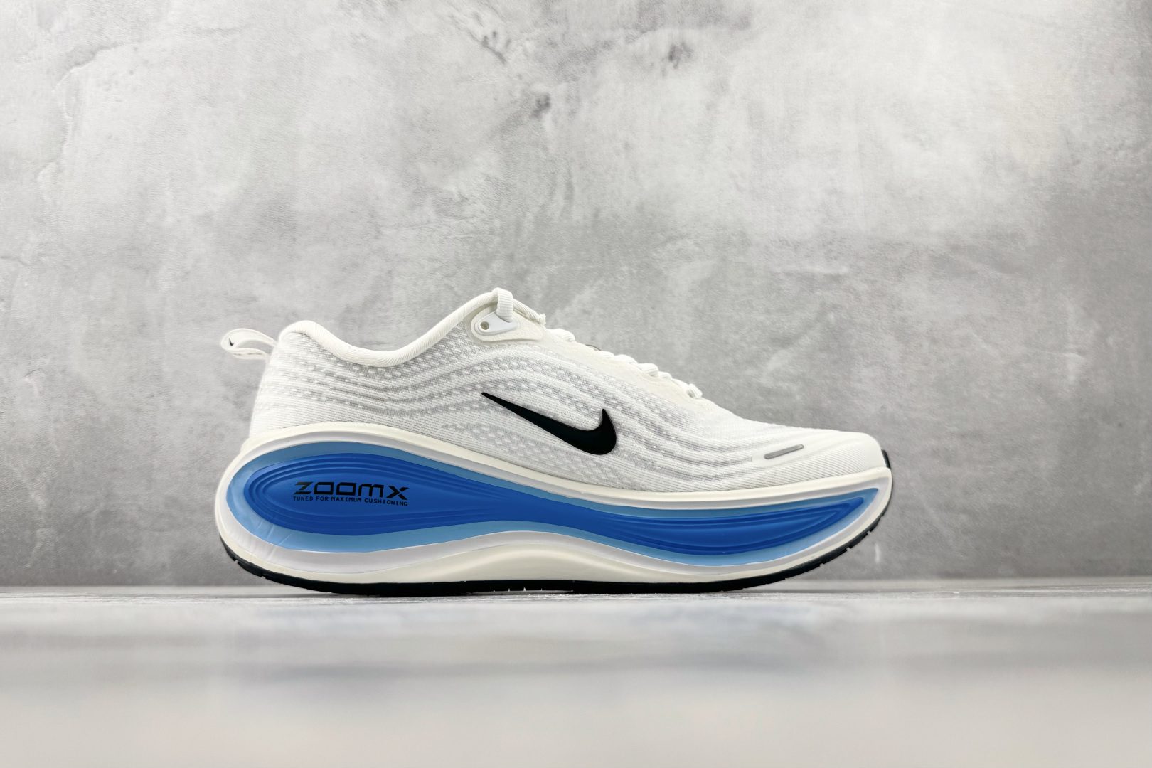 全套数据私模 Nike Vomero Plus 白蓝-实拍图2