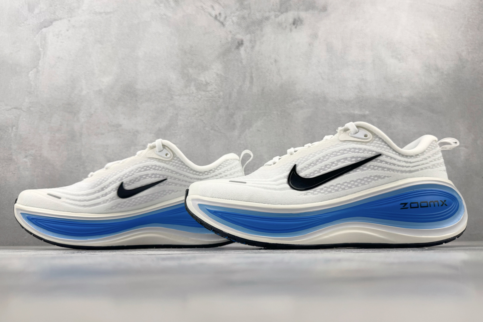 全套数据私模 Nike Vomero Plus 白蓝-实拍图5