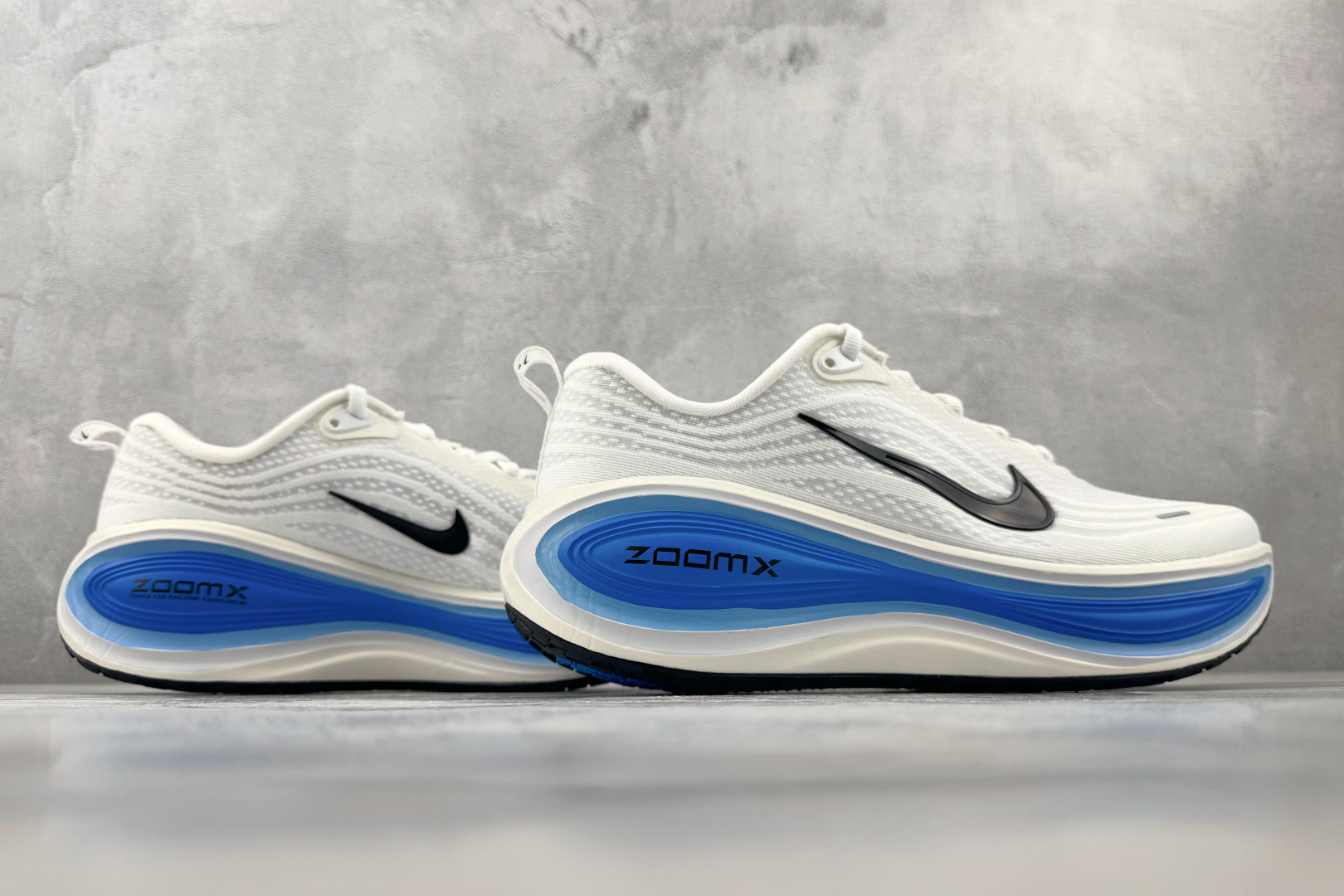 全套数据私模 Nike Vomero Plus 白蓝-实拍图6