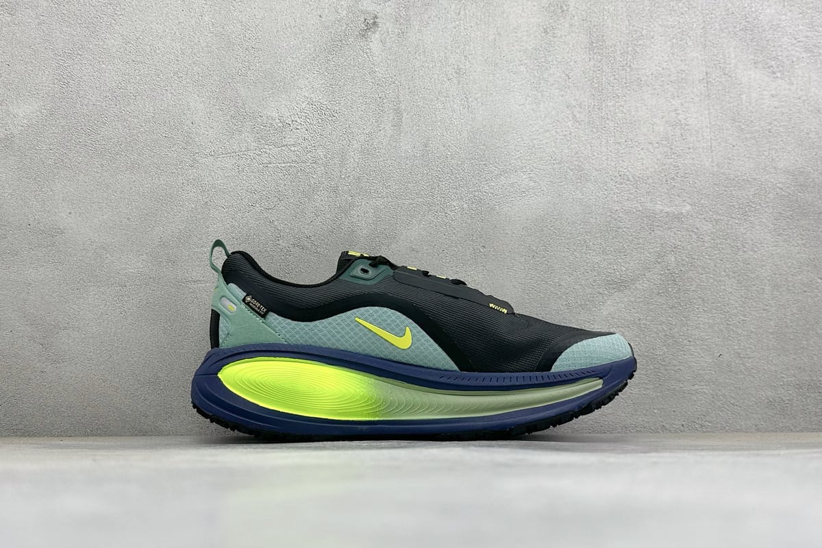 耐克 Nike Zoom VOMERO 18 网面透气轻量跑鞋-实拍图2