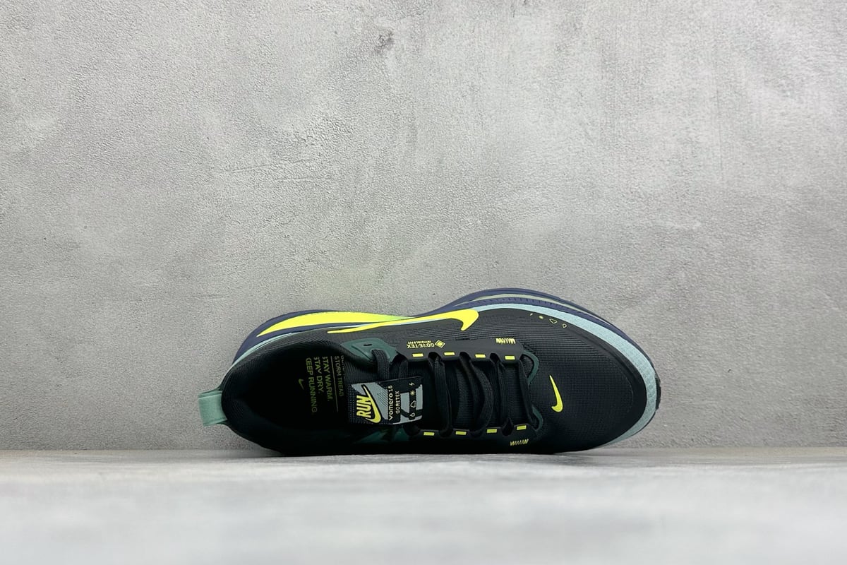 耐克 Nike Zoom VOMERO 18 网面透气轻量跑鞋-实拍图3