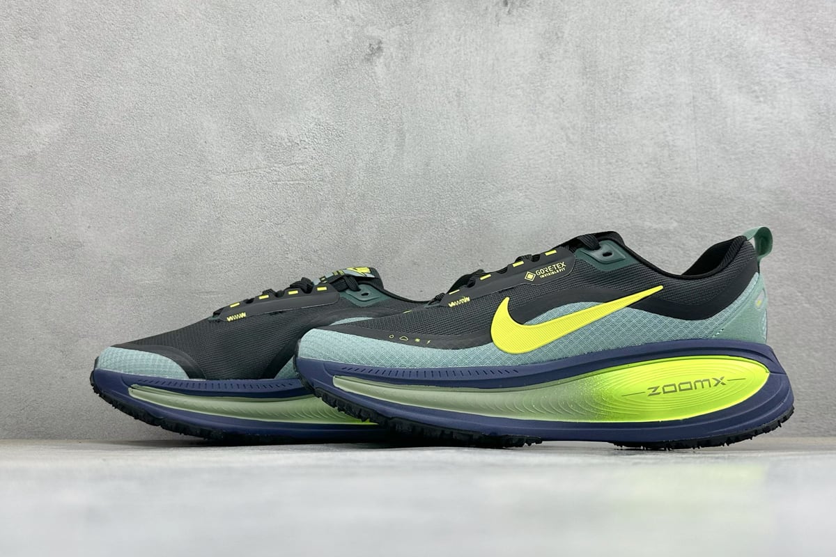 耐克 Nike Zoom VOMERO 18 网面透气轻量跑鞋-实拍图5
