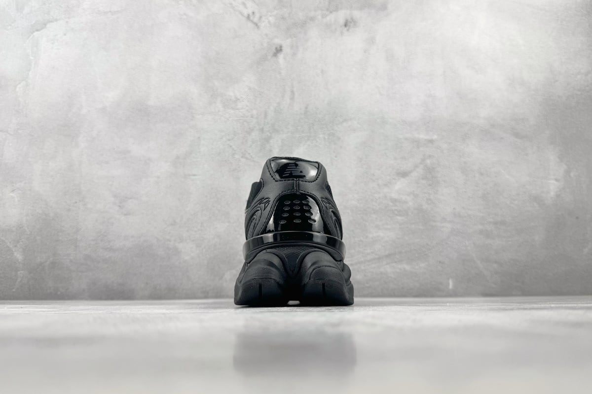 新百伦 New Balance NB 9060 黑色-实拍图9