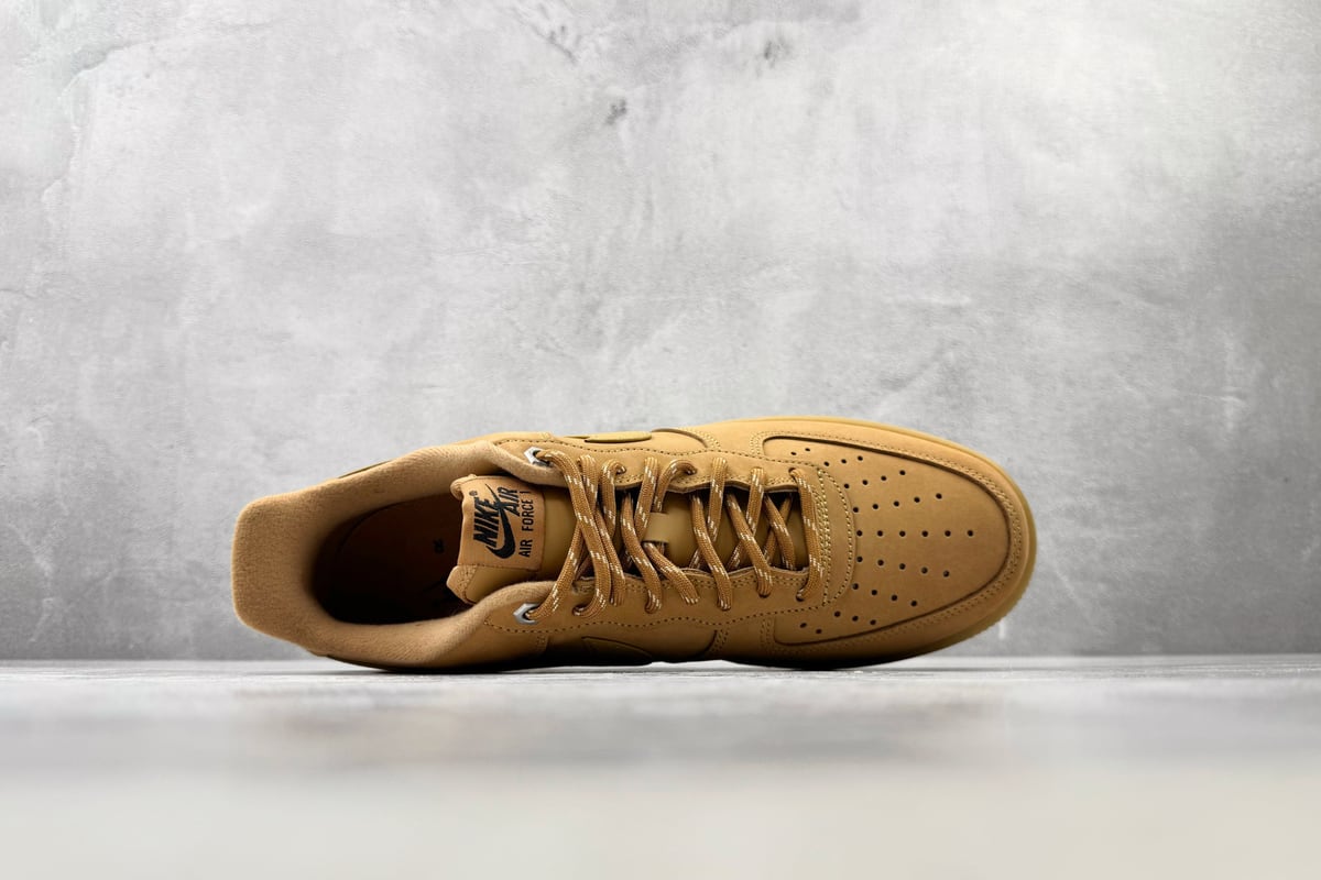 耐克 Nike Air Force 1 07 LV8 Workboot 小麦色 棕橙 背面实拍图