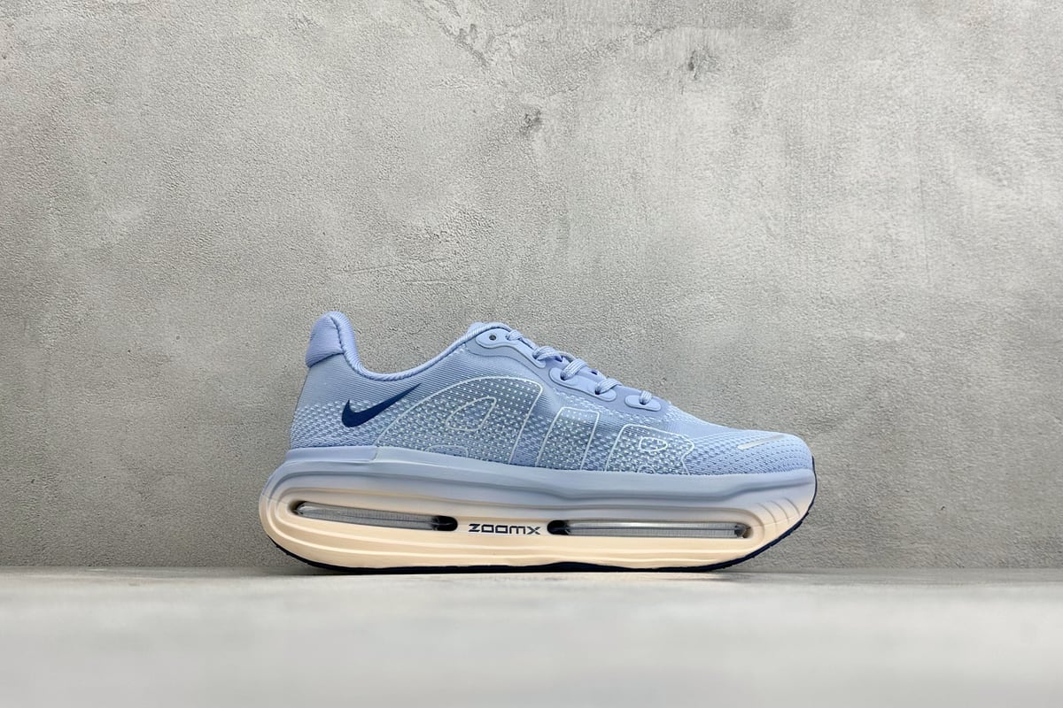 耐克 Nike Air Zoom Pegasus Premium 蓝 侧面实拍图