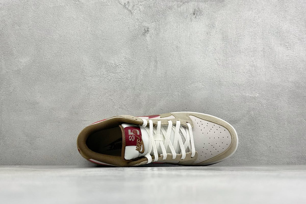 耐克 Nike Dunk Low 85双勾系列 SB低帮运动休闲板鞋 米棕 背面实拍图