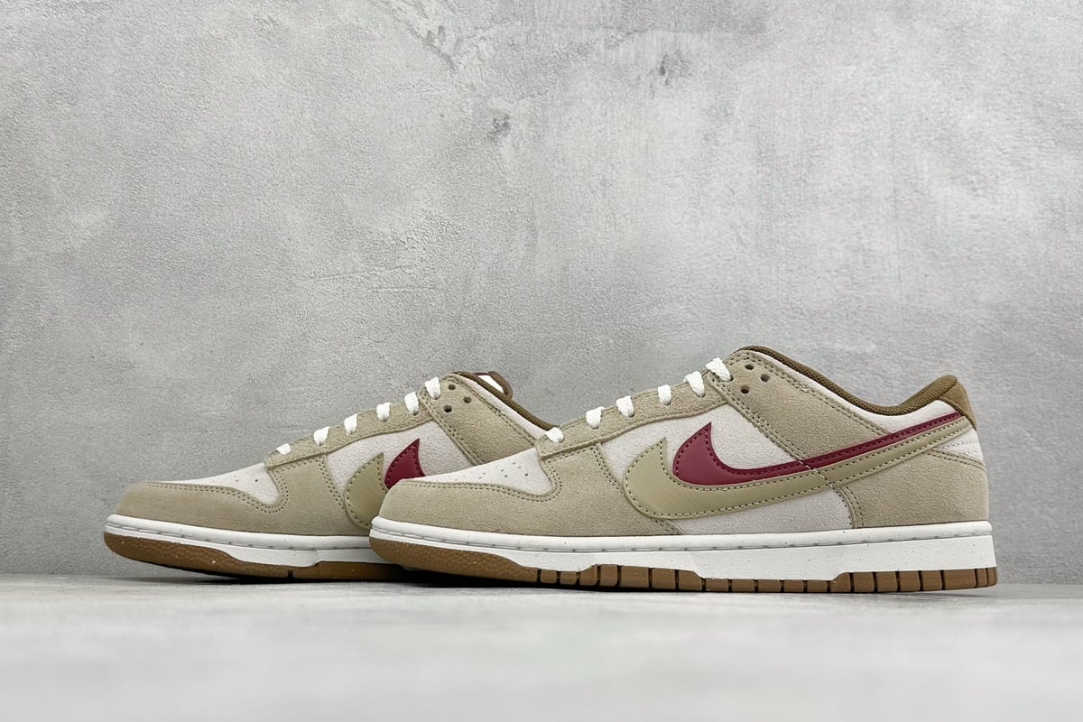 耐克 Nike Dunk Low 85双勾系列 SB低帮运动休闲板鞋 米棕 鞋跟实拍图