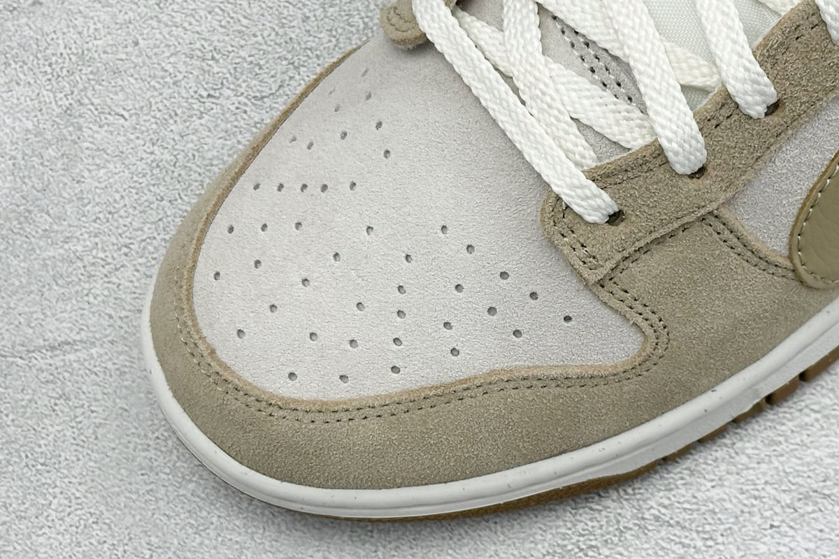 耐克 Nike Dunk Low 85双勾系列 SB低帮运动休闲板鞋 米棕 鞋标实拍图