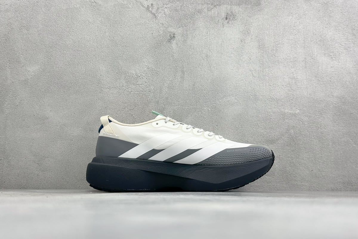 阿迪达斯 Adidas ADIZERO EVO SL ATR 阿迪超轻透气缓震跑鞋 白 侧面实拍图