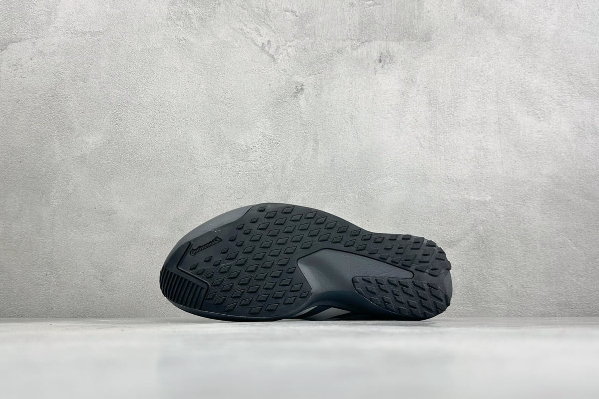 阿迪达斯 Adidas ADIZERO EVO SL ATR 阿迪超轻透气缓震跑鞋 白 鞋头实拍图